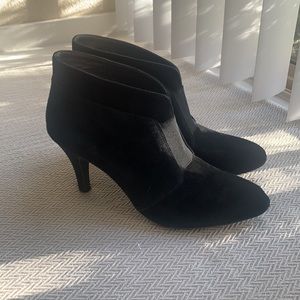 EUC Adrienne Vittadini Suede Heeled Booties, Size 8